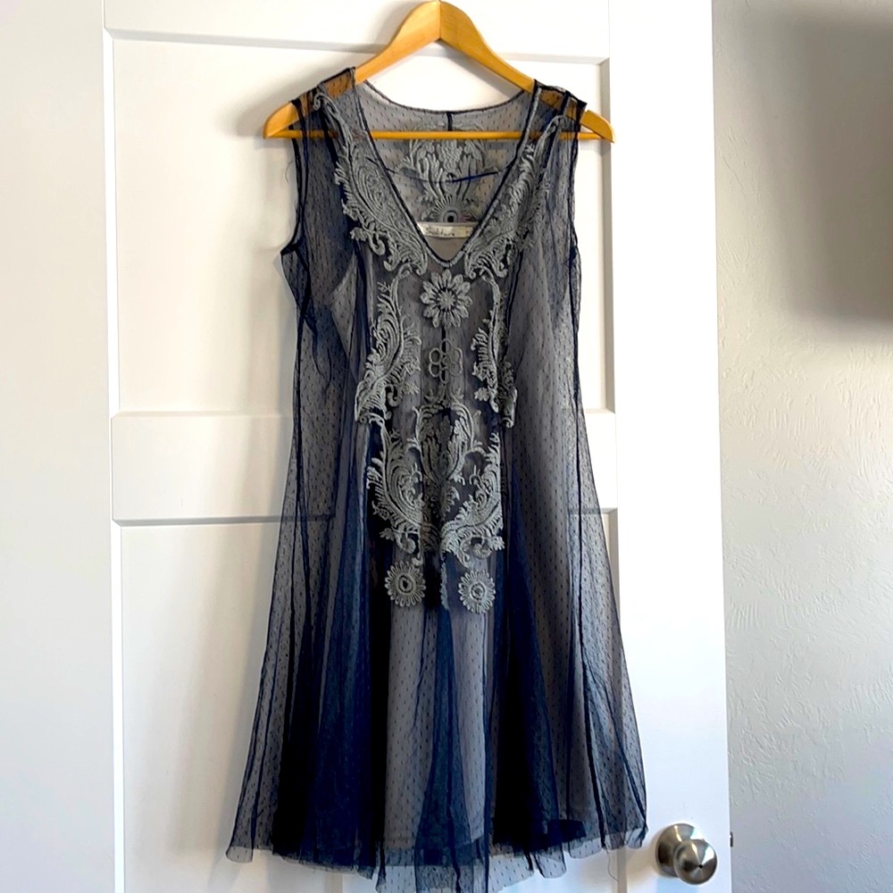 Solitaire embroidered blue mini dress